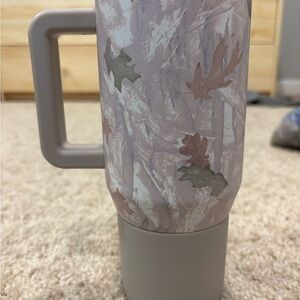 HydroJug with Camouflage Design - Gray and Green